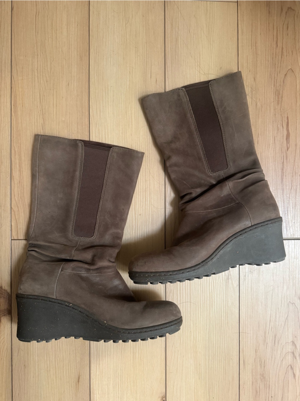 Keen Akita Mid Calf Leather Wedge Boot
